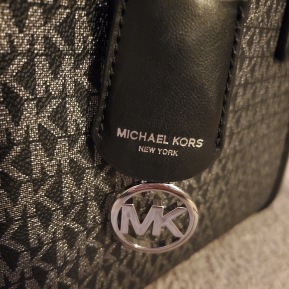 MICHAEL Michael Kors Medium satchel - Picture 6 of 7